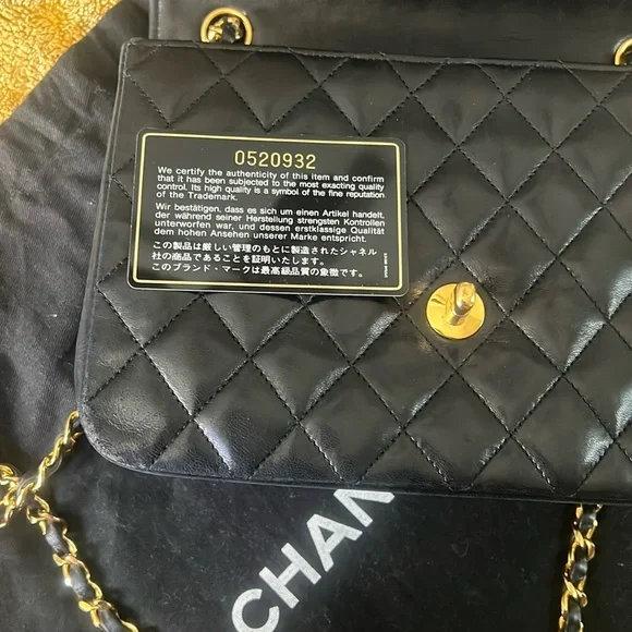 Chanel Black Quilted Leather Chain Bag - Picture 10 of 11